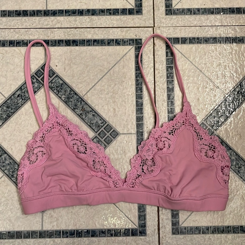 Skims Fits Everybody Lace Triangle Bralette